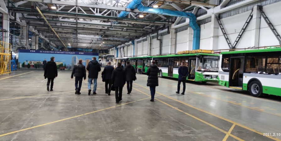Два автобуса нового уровня комфорта пустят в марте в Заполярье