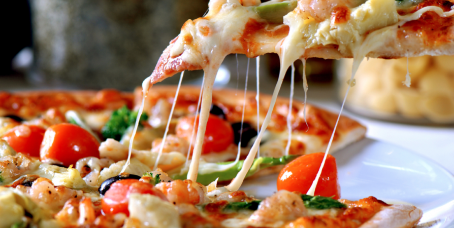 Сайт-дублер лишил мурманчанку 119 тысяч при заказе пиццы