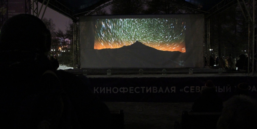 На двух улицах Мурманска появятся кинотеатры под открытым небом