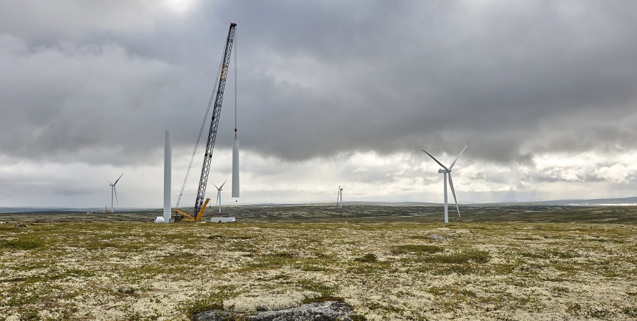 На Кольской ВЭС смонтировали более половины ветроэнергоустановок