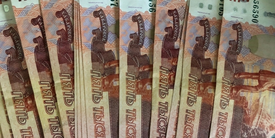 В Кировске машинисту предлагают зарплату до 240 тысяч