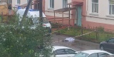Рабочий упал с крыши дома в Североморске и погиб