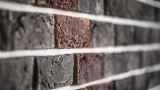 Проще облицевать кирпичом: 3 неудобных факта о фасадной плитке — такое лучше знать перед покупкой