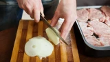 Научилась правильно готовить мясо по-французски: исправила ошибки — в 2 раза стало вкуснее