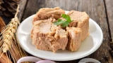 Напрасно забытый продукт: всего 30 граммов в день — заменит горсть витаминов