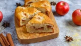 Простейший рецепт шарлотки: готовить можно даже с закрытыми глазами — всегда получается безумно вкусно