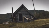 Тёплые избы на Руси: как сохраняли тепло без современных материалов — секреты предков