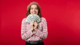 Счётчик богатства закрутится с сумасшедшей скоростью: на 2 знака Зодиака обрушится денежный поток — до 15 апреля