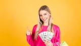 После 12 апреля карьера вскочит в гору: 3 знака Зодиака разбогатеют — Вселенная озолотит счастливчиков