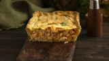 Пирог с курицей — когда всего 15 минут на готовку: мой любимый рецепт