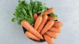 Как вырастить сладкую и крупную морковь: секреты соседки