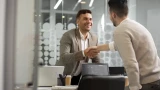 Сделки с жильём советуют совершать звезды этим знакам зодиака до конца апреля — астрологический прогноз для тех, кто собирался покупать свой дом