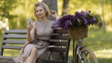 Весенний гардероб для женщин за 50: вам нужно всего лишь 4 вещи — создайте основу всего вашего стиля