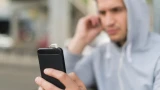 Всего 1 фраза и мошенники в панике бросят трубку: как посмеяться над аферистами — рабочий способ