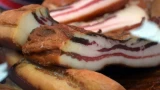 Едим сало без стыда и сожалений: как употребление этого продукта скажется на здоровье