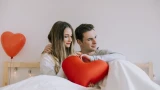Овны — готовьтесь к потрясению, Стрельцы — наслаждайтесь всеобщим вниманием: любовный прогноз на 4 мая для всех знаков Зодиака — день ясности в отношениях