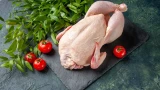 В курице не останется никакой химии: учимся правильно обрабатывать продукт из магазина