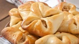 Пышные и ароматные пирожки с яблоками: готовлю по простому рецепту, а все говорят, что вкуснее не пробовали — муж сразу съедает весь противень