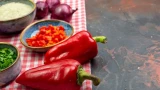 Всего 1 ложка пищевой соды — и завязей на перцах в 3 — 5 раз больше: можно собрать невиданный урожай