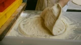 Нужно 10 минут и минимум продуктов: печём настоящий осетинский пирог — ваши кулинарные навыки оценят даже на Кавказе