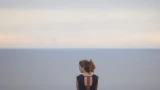 Чем старше становятся люди, тем меньше стремления к общению: нет энергии на лишние разговоры — свое время дороже