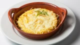 Картофельная запеканка с фаршем: простейший рецепт, который станет вашим любимчиком — готовить ровно 35 минут