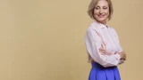 Лучшие юбки на лето 2025: 5 стильных моделей для женщин 50+ — как выглядеть модно и чувствовать себя комфортно