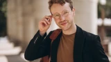 Очки нужно периодически протирать йодом: это заметно улучшает некоторые параметры — как это следует делать