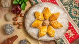 Воздушные пирожки с капустой в духовке — нежное тесто без яиц и молока