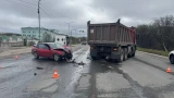 Грузовик и БМВ: в аварии под Североморском легковушка влетела в Вольво