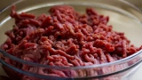 Котлеты станут ещё сочнее: просто добавьте в фарш 2 продукта — кулинарная находка
