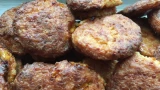 Готовлю оладьи из фарша: такую вкуснятину мало кто пробовал — времени надо мало, а результат, как в лучшем ресторане