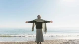 Вылезаем из серых кардиганов: вдохновение от 76-летней испанской красотки — советы работают безотказно