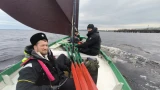 Уникальное морское путешествие на самодельном карбасе стартовало из Колы в Североморск
