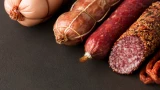 Колбаса из туалетной бумаги: миф или правда — рассказал работник мясокомбината