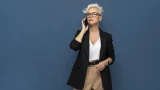 Выглядеть свежо утром — да запросто: 5 лайфхаков для женщин 50+, которые хотят сэкономить время и силы в начале дня