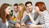 7 живых ответов на «Как дела?» вместо скучного «Нормально»