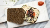 Бутерброды с колбасой не ем: готовлю вкуснейшую намазку — кто попробует раз, будет хотеть еще