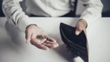 Транжиры, которые не владеют финансовой грамотностью: знаки Зодиака, которым лучше не давать в долг — всё спускают на ерунду