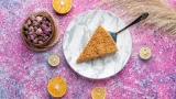 Даже с пустым холодильником можно приготовить этот: вкуснейший рецепт сметанника — за час будет готово
