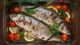 Рыба без последствий: как приготовить идеальный ужин, не превратив кухню в рыбный цех — секреты от бывалого кулинара