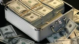 В июле 2025 года жизнь 3 знаков Зодиака изменится полностью: деньги начнут сыпаться буквально на голову — удача будет невероятной