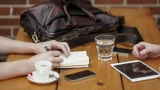 За владельцами смартфонов следят: 5 функций в устройстве, позволяющих это делать 24/7 — прослушка идет постоянно