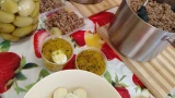 Гречка, суп-лапша, блины: Нуждающимся в Ковдоре раздают бесплатные обеды