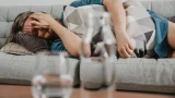 Усиливают похмелье 5 привычек: многие думают, что они помогают — не стоит так делать
