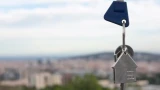 Дарственная в 2025: нотариус теперь обязателен — как передать квартиру без потерь и сюрпризов