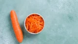 Морковный салат, который настаивается в холодильнике: почему он вкуснее на второй день — разбираем бабушкины хитрости