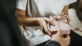 Дары на блюдечке с голубой каёмочкой: выбран знак Зодиака, которому судьба готовит три ценных подарка — конец лета удивит