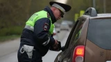 Что нельзя инспектору ГИБДД: обязан знать каждый водитель: — при проведении досмотра автомобиля
