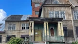 Северяне пытаются спасти заброшенный научно-исследовательский институт в Дальних Зеленцах от туристов